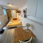 Tiny Cozy Canalhouse