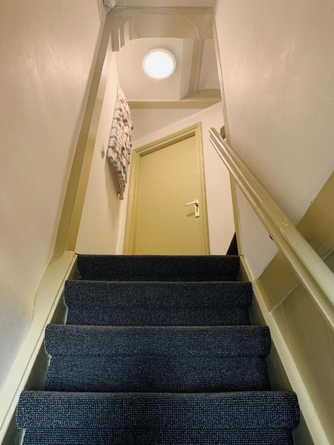 Gasthof Amsterdam Central Guest House