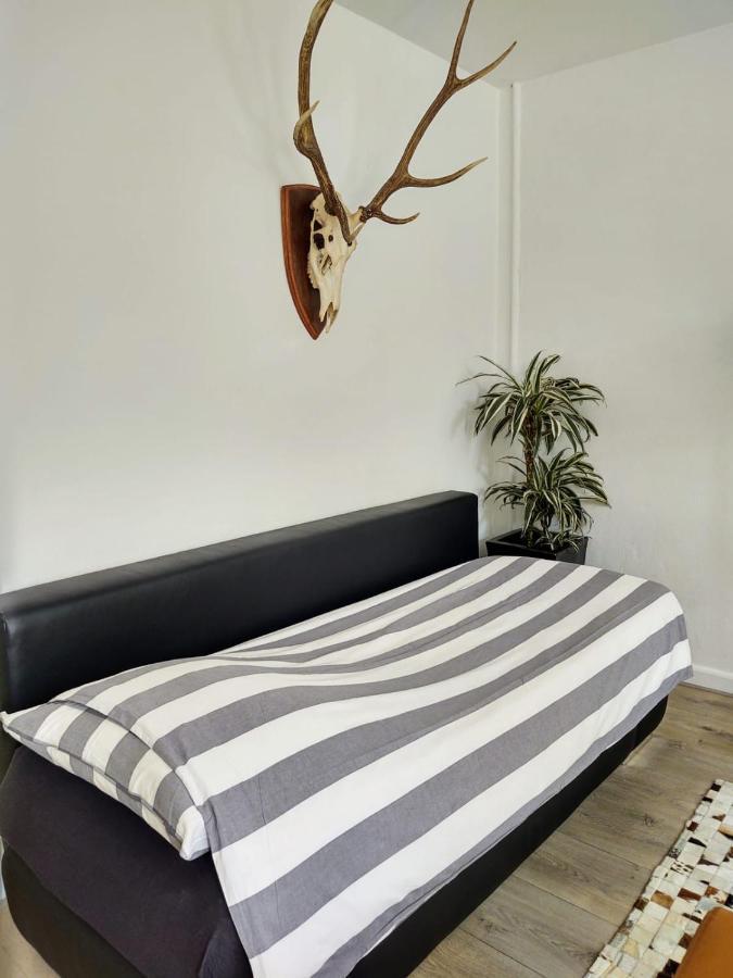 Apartment Jordaan Canal View *