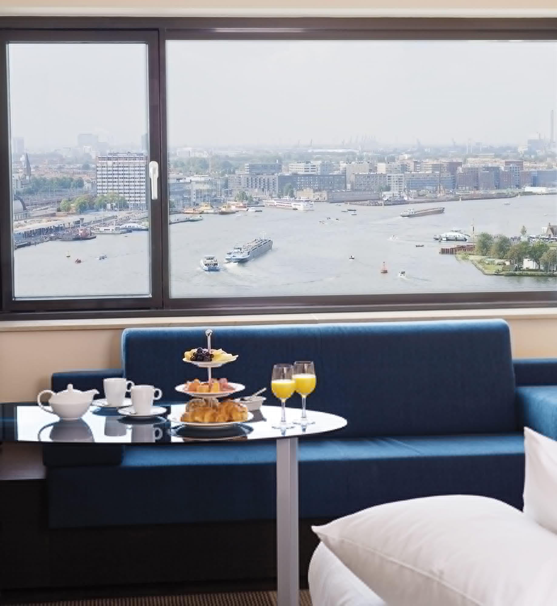 Mövenpick Centre 4*