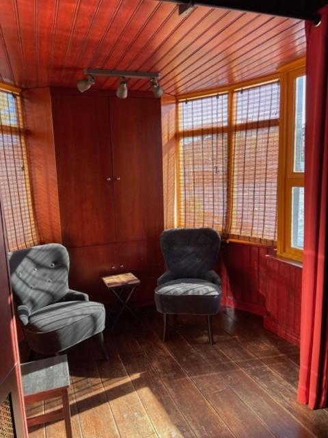 Houseboat Amstel River Studio * Amsterdam