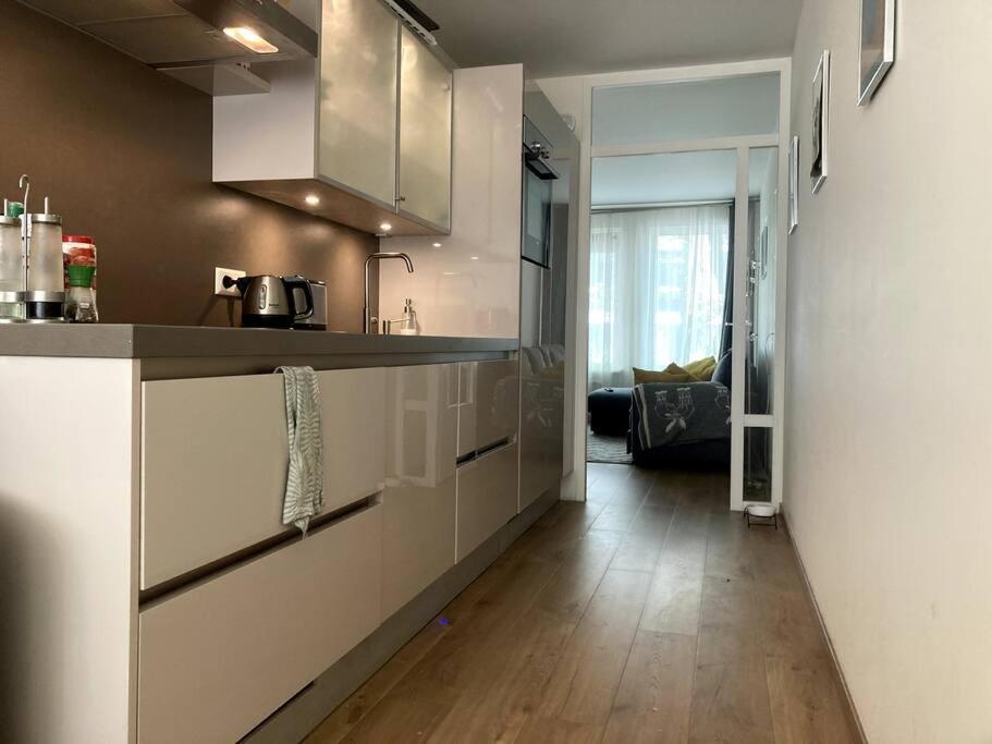Spacious Apartment, Canal Area, Center Apartment *