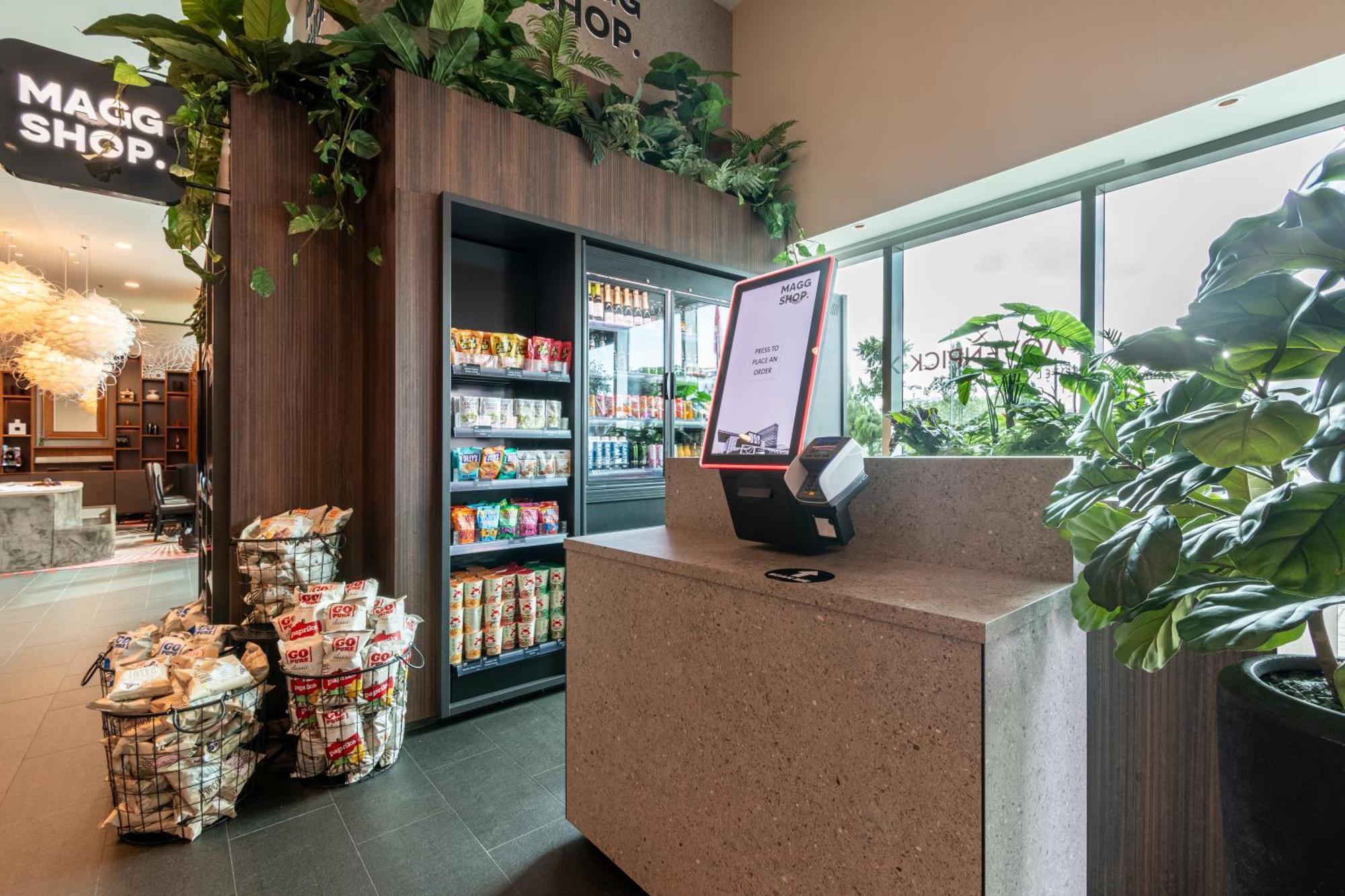 Mövenpick Centre 4* Amsterdam