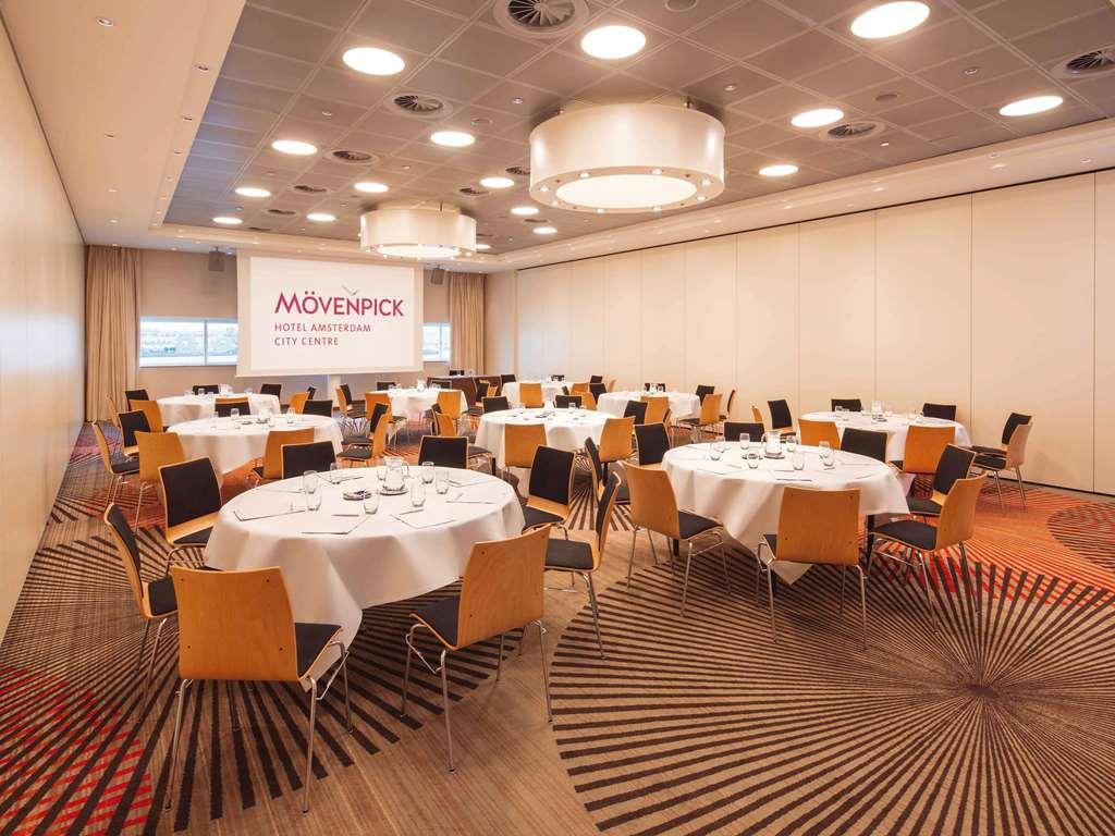 Mövenpick Centre 4*