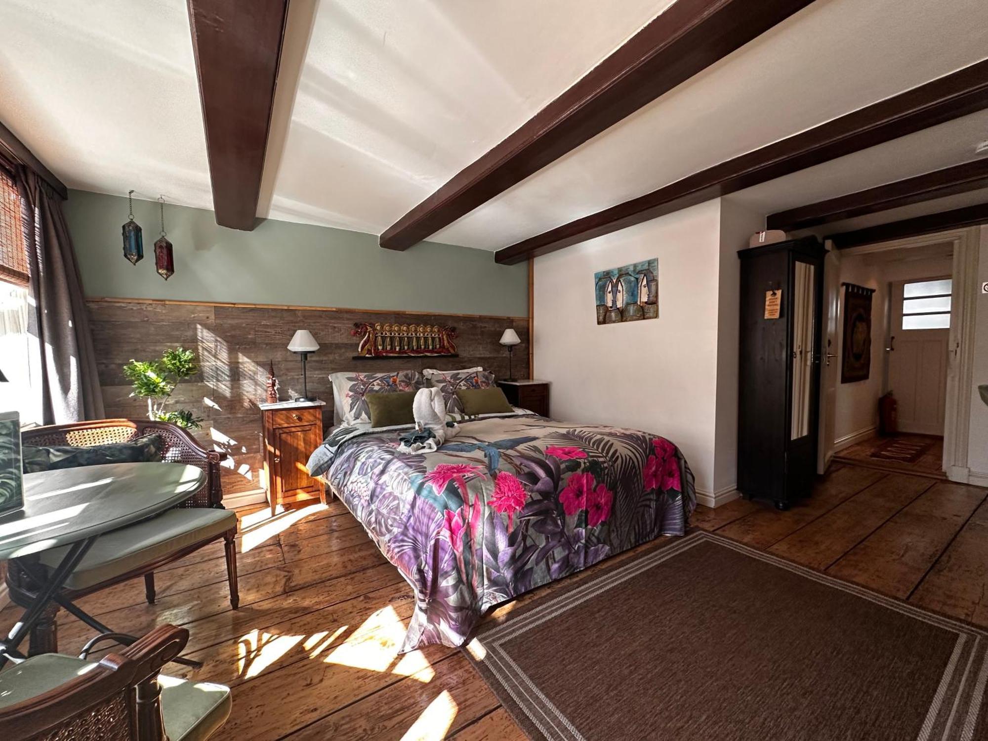 Barangay Bed & Breakfast 3*