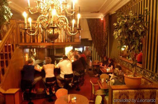 Rembrandtplein Bed & Breakfast