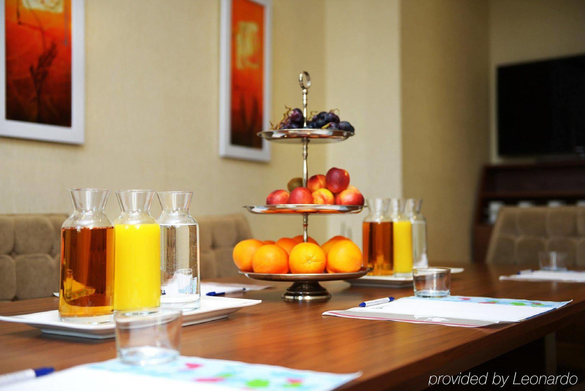 Grand Downtown Hotel