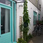 Fenelli Bed And Bike