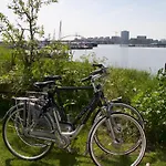 Fenelli Bed And Bike