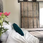 Fenelli Bed And Bike