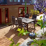 Dreamtime Houseboat