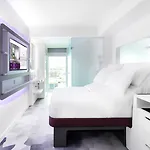 Yotel Amsterdam