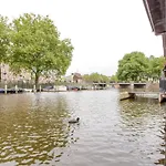 The Amsterdam Houseboat Family - De Jordaan