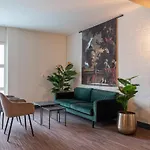 New West Inn Amsterdam