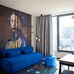 Bob W Amsterdam Noord