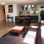 Lounge Park Apartment