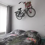 A Bed & Breakfast Flynt
