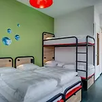 Meininger Hotel Amsterdam Amstel