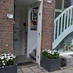 A Bed & Breakfast Flynt