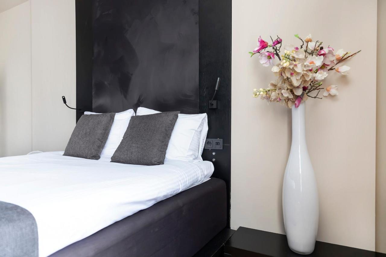 Amsterhome Hotel 3*