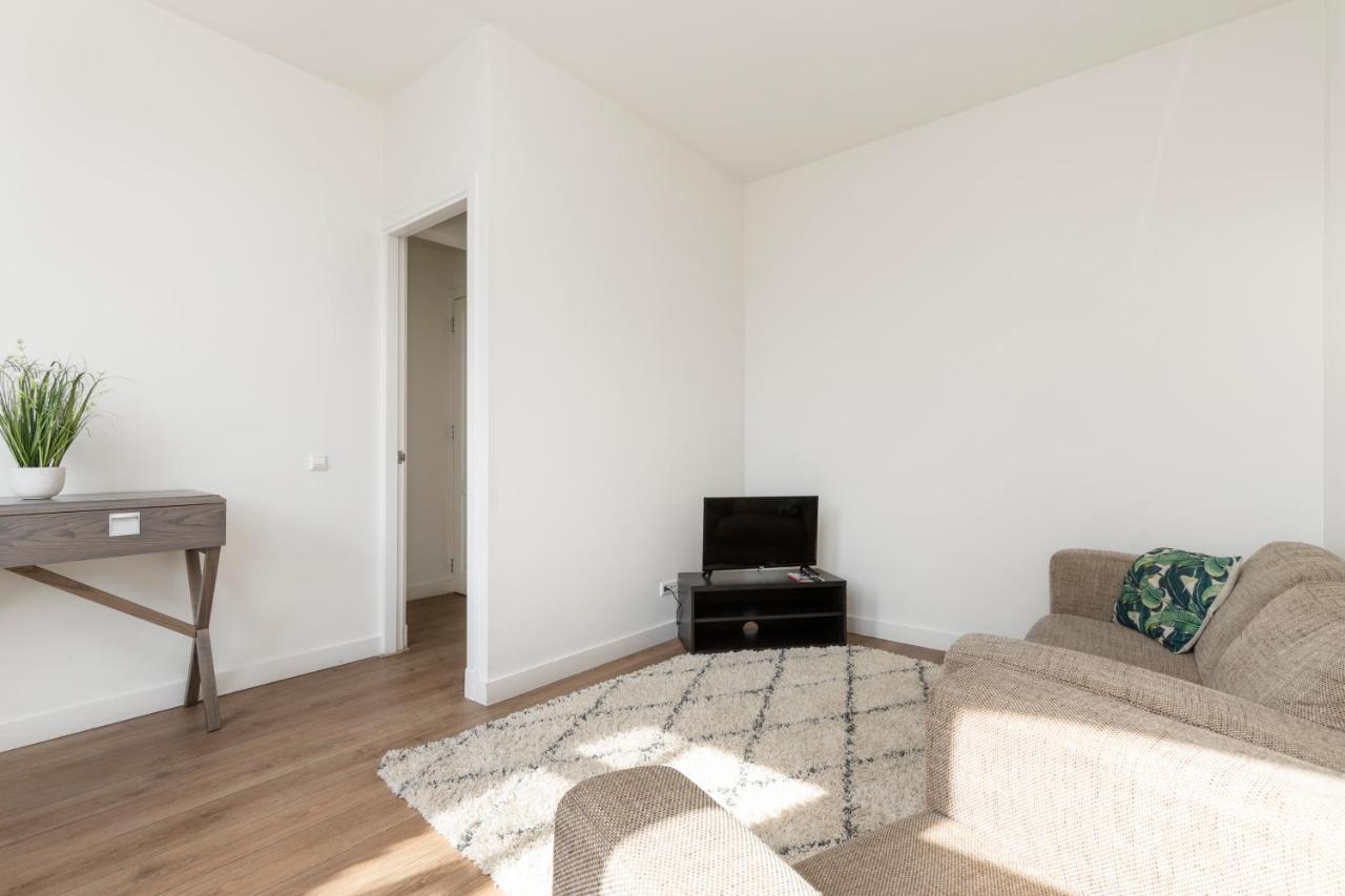Center For A Group Of 4 In - Apt 2 Apartment