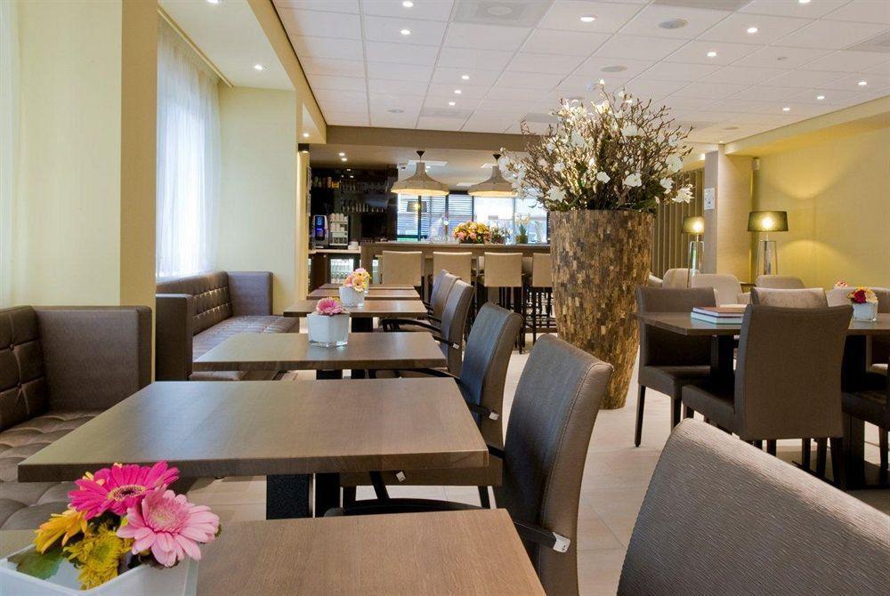 Hotel Express - South By Ihg 3*