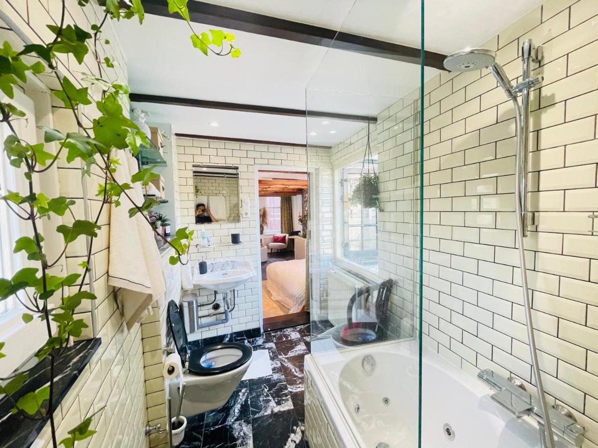 Luxury Suites The Enlightened House Amsterdam