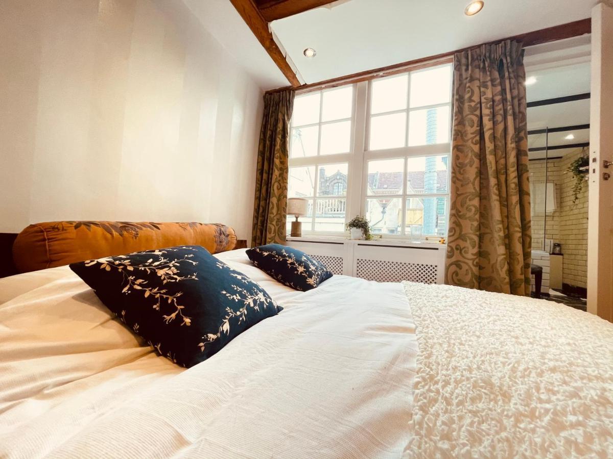 Bed & Breakfast Luxury Suites The Enlightened House Amsterdam