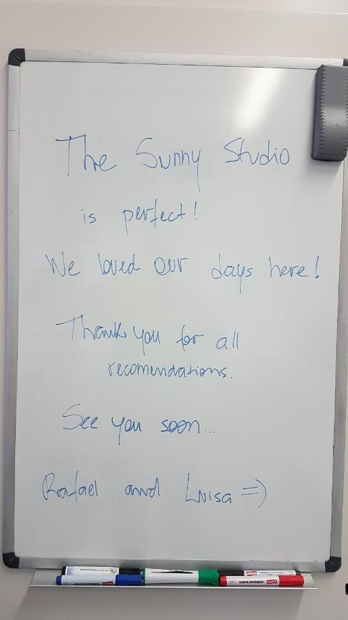 Bed & Breakfast Sunny Studio *