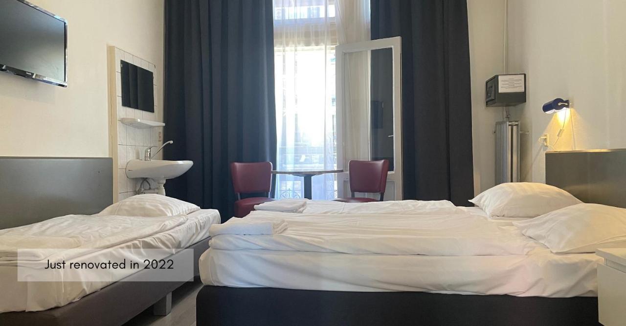 City Hotel Hotel 2*