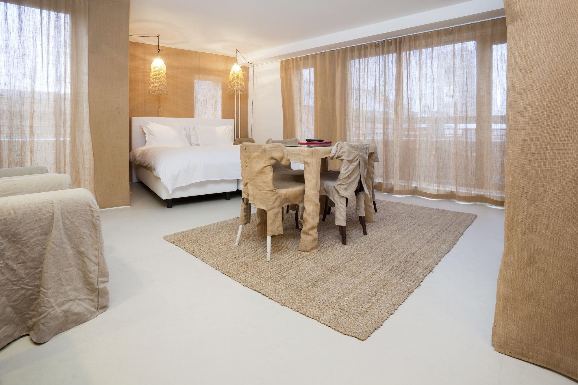 The Exchange Hotel 3*