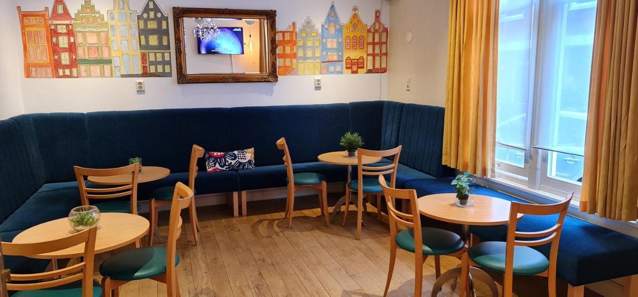 Euphemia Budget Old Canal Zone Hostel Amsterdam