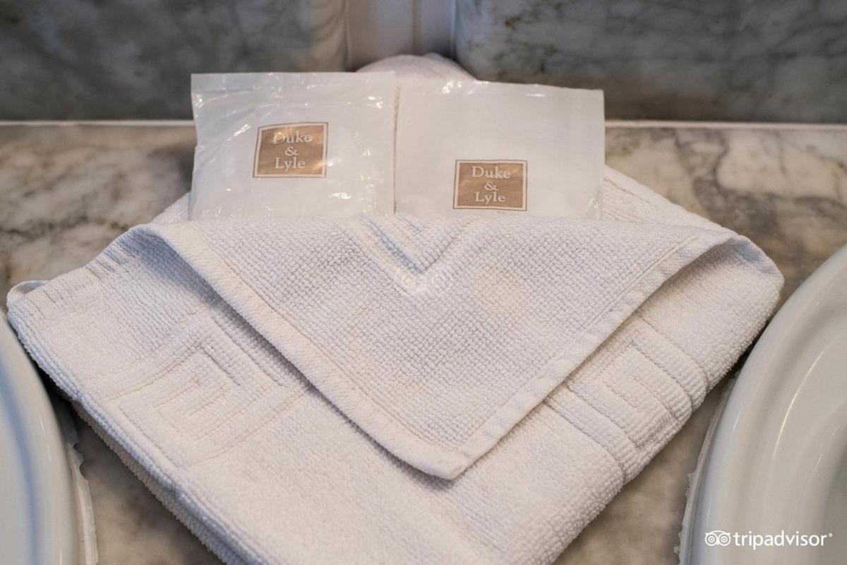 Hotel Rho 3*