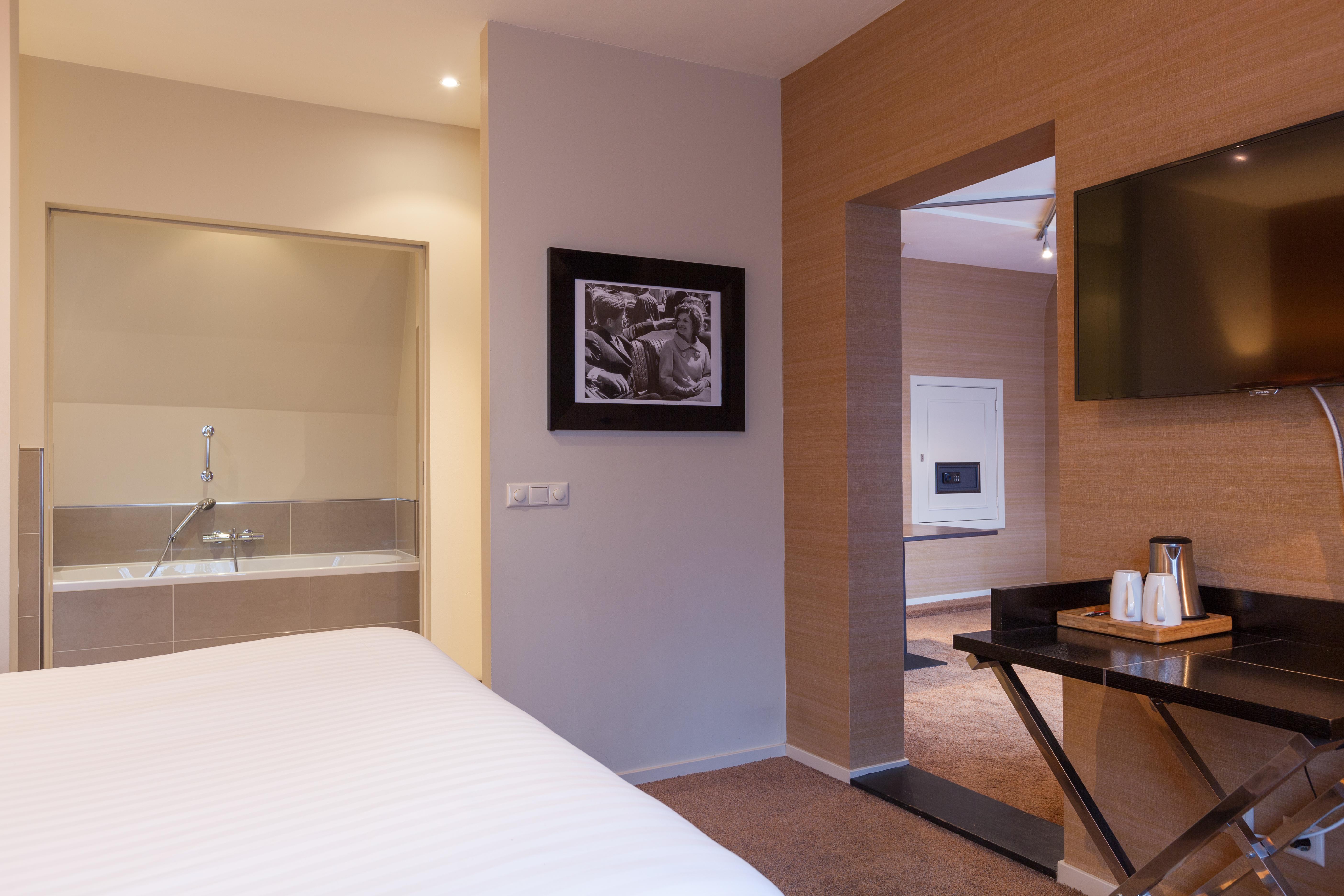 The Delphi - Townhouse Hotel 4*