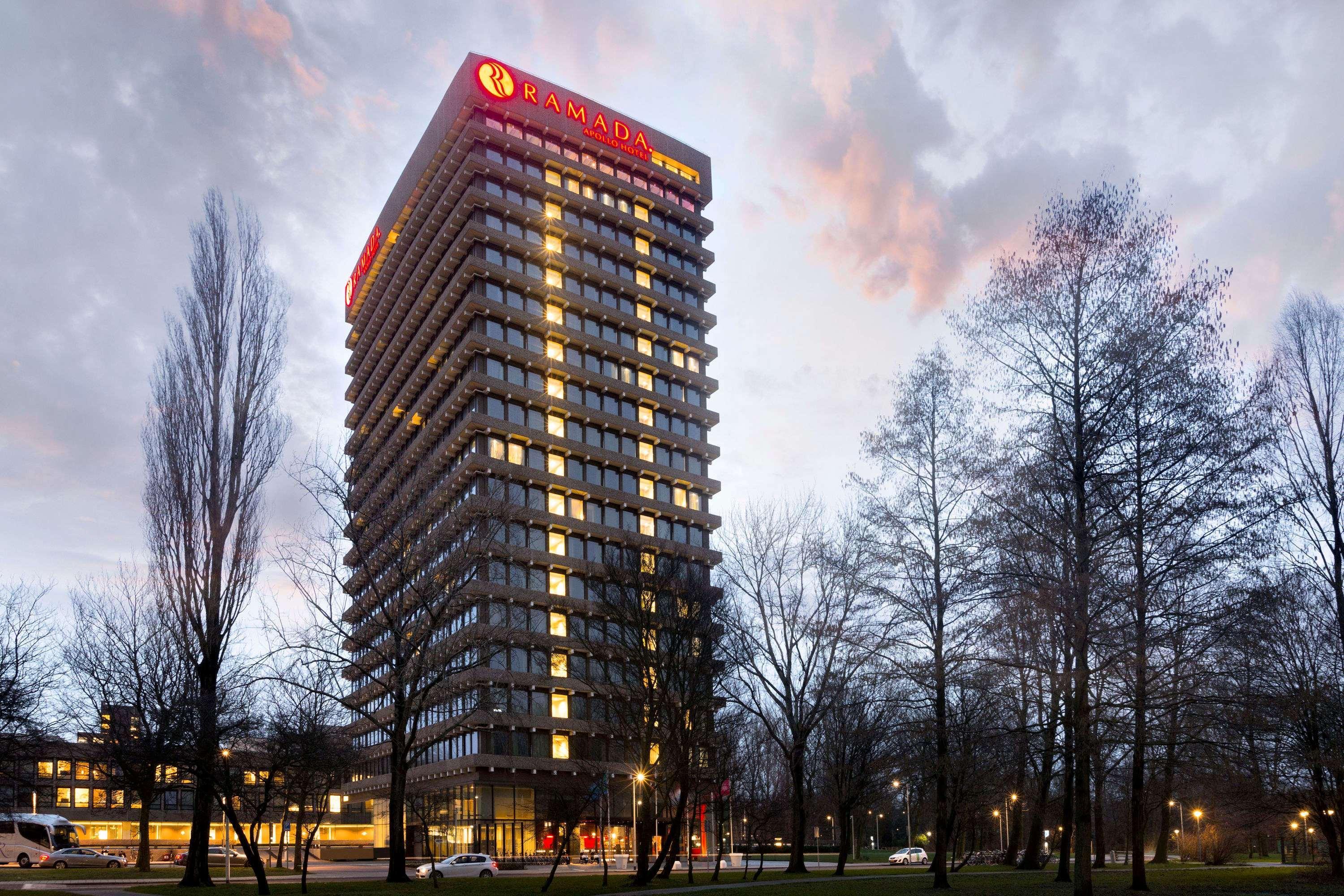 Hotel Leonardo Rembrandtpark 4*