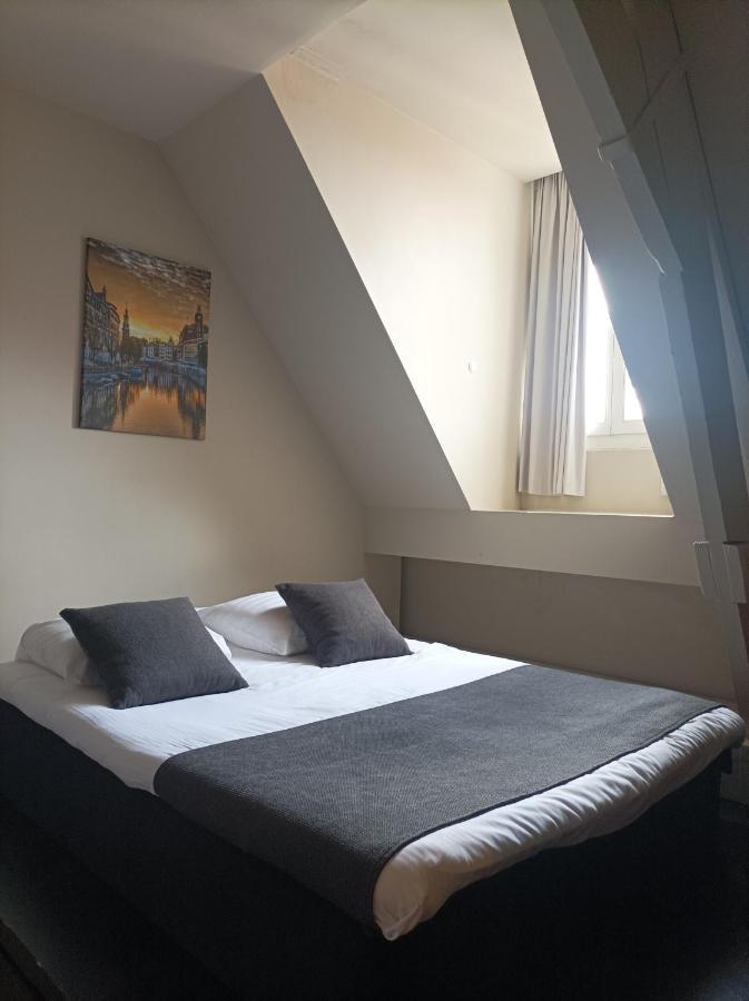Amsterhome Hotel 3*