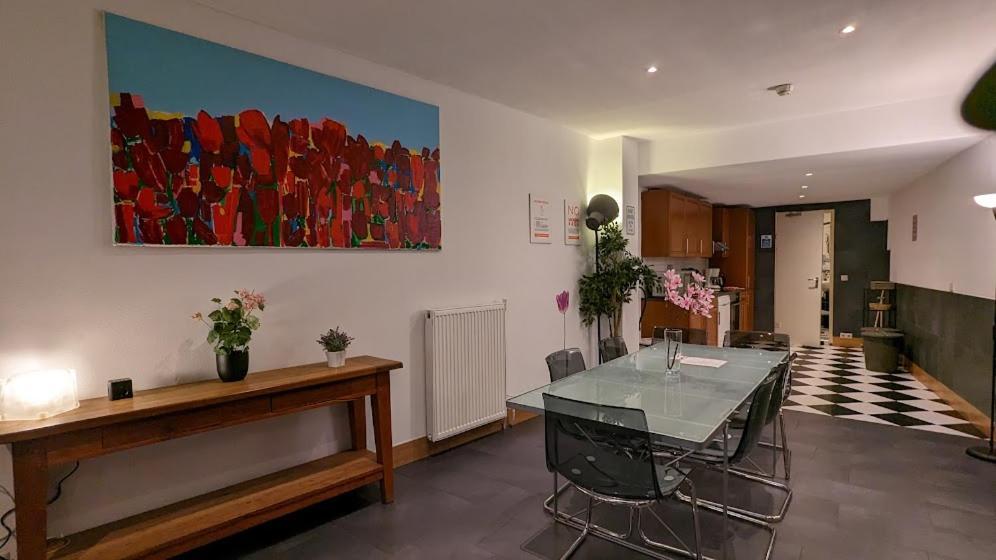 The In The Center Aparthotel 4*
