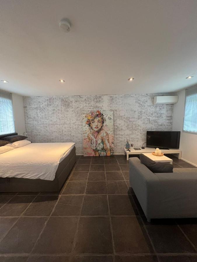 Bed & Breakfast Sloterpark Amsterdam