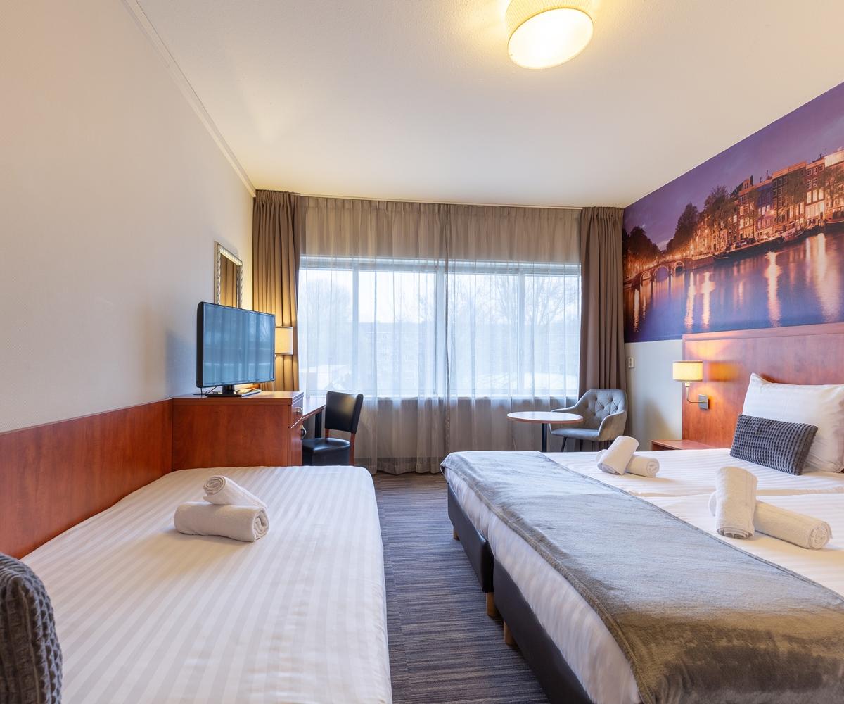 Hotel New West 3*