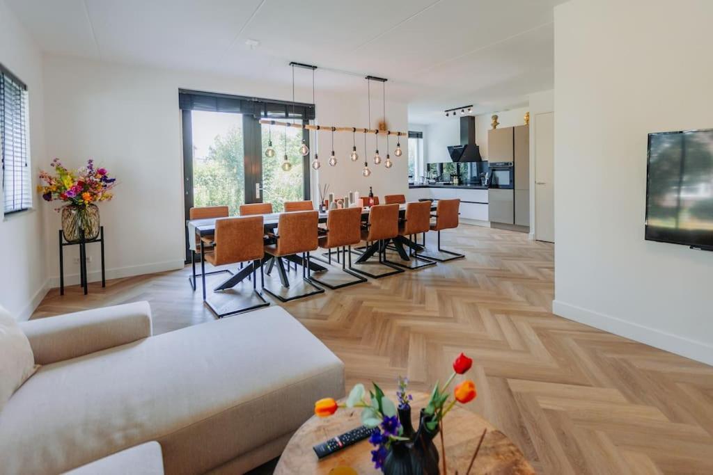 Villa Brand New Luxurious 6 Bedroom In Amsterdam