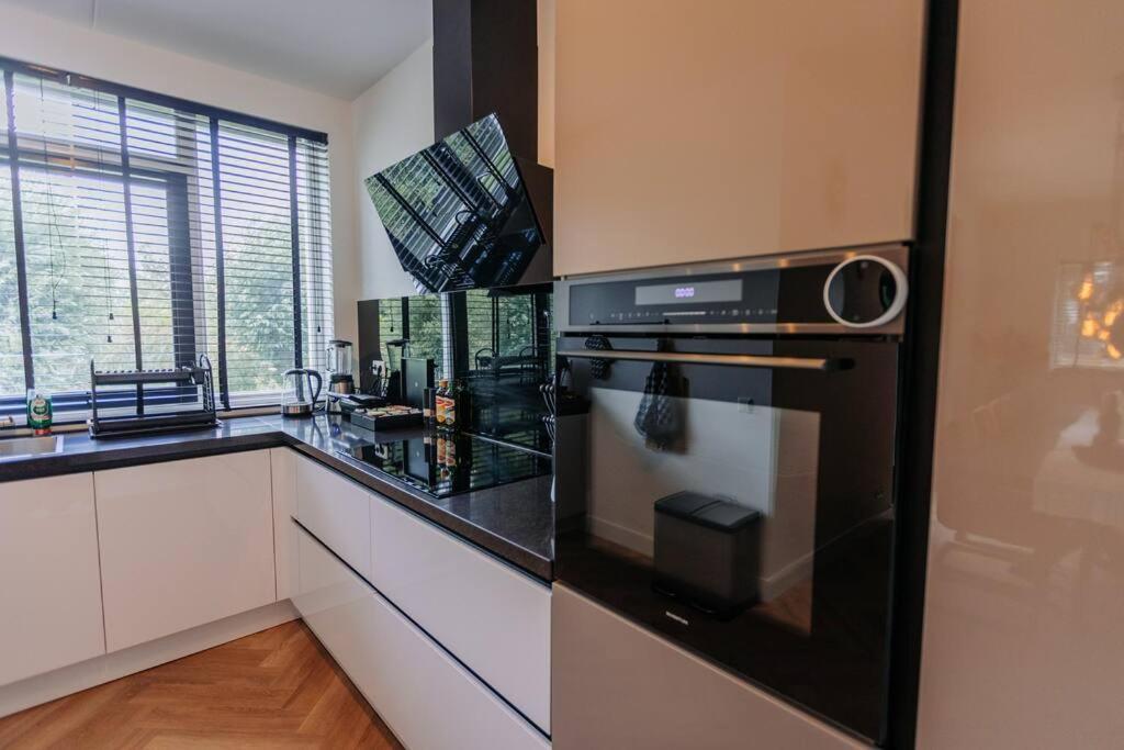 Brand New Luxurious 6 Bedroom In Amsterdam