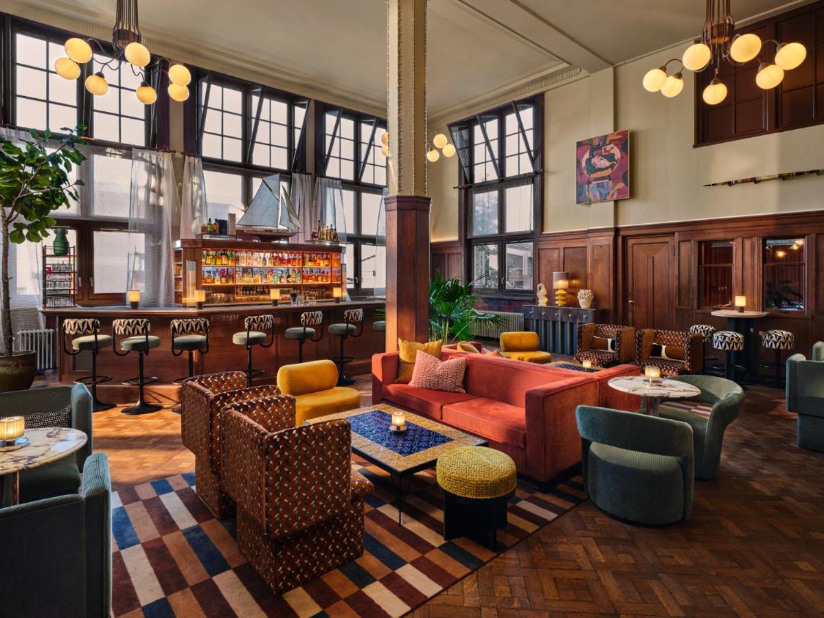 Hotel The Hoxton, Lloyd