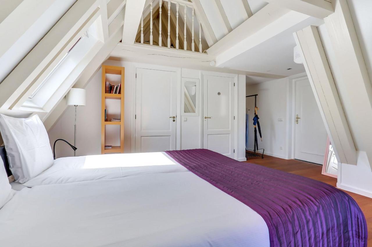 Maison d'hôtes City-centre, Canal-house, Luxurious , Stylish Bedroom, Ensuite Bathroom *