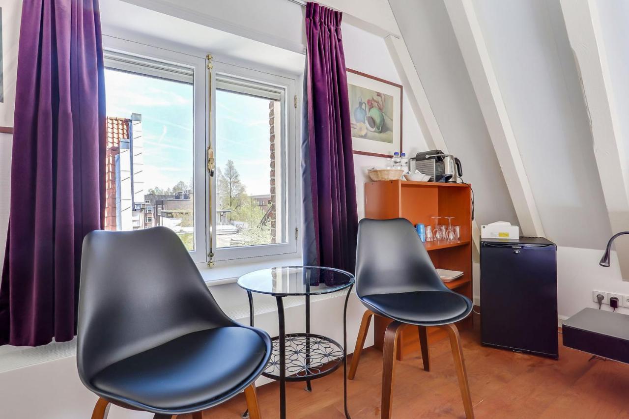 City-centre, Canal-house, Luxurious , Stylish Bedroom, Ensuite Bathroom Maison d'hôtes Amsterdam