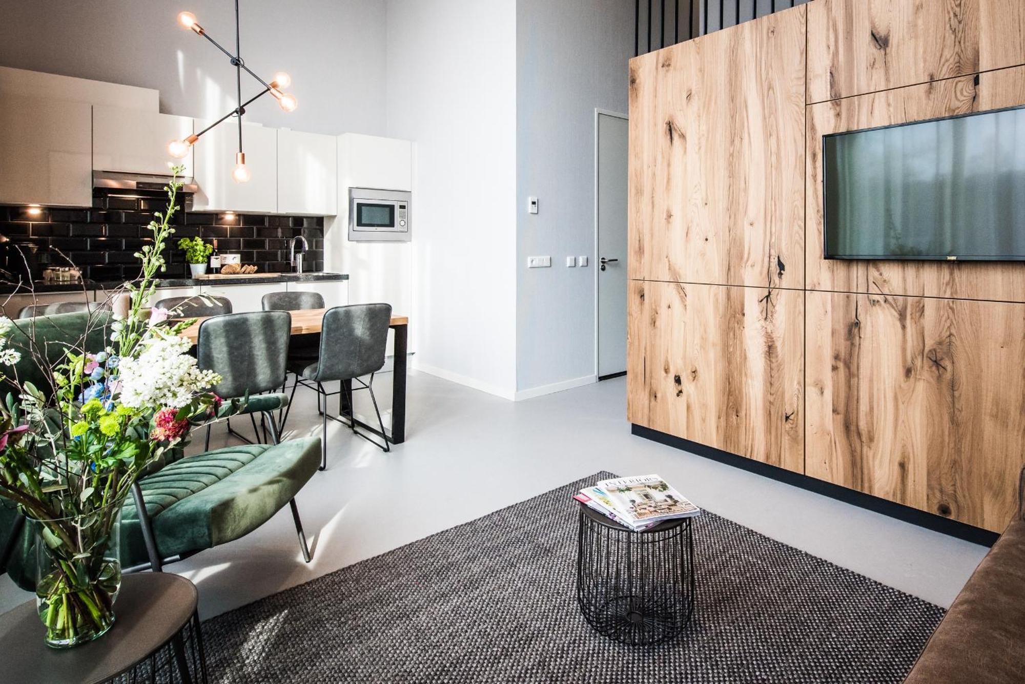 Yays East By Numa Aparthotel 4*