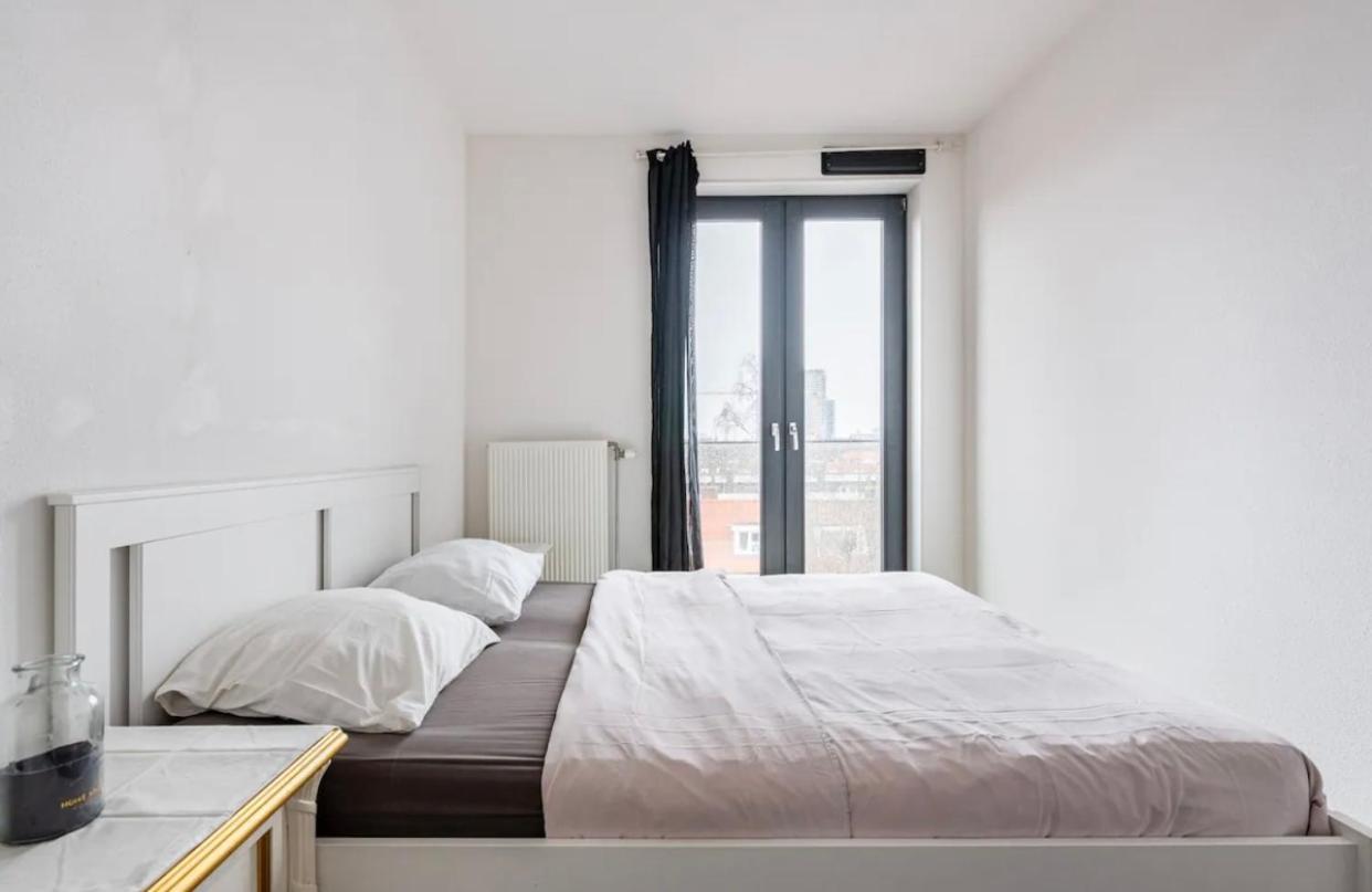 4-bedroom- Central Located- 120 Sqr Meter Apartamento