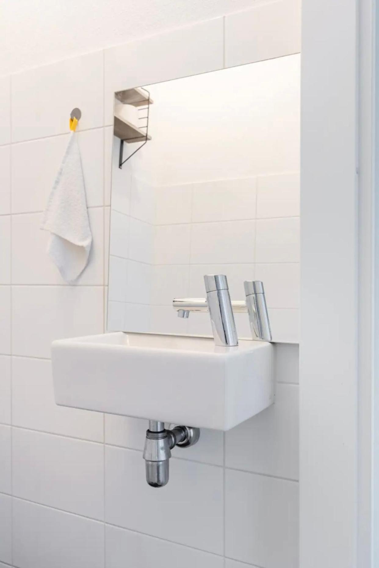 4-bedroom- Central Located- 120 Sqr Meter Apartamento