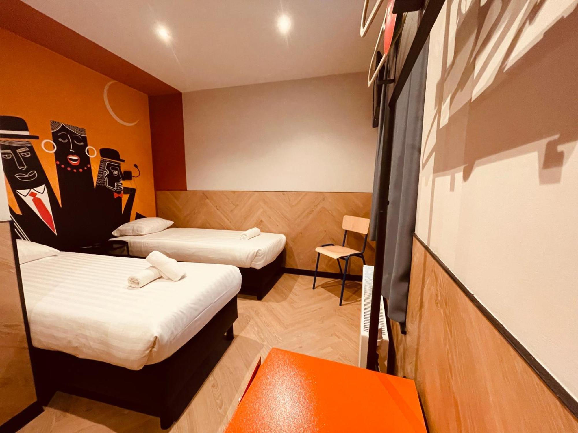 Hostel Heart Of *