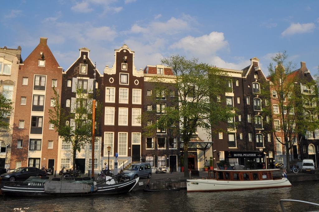Houseboat Prince-avalon * Amsterdam