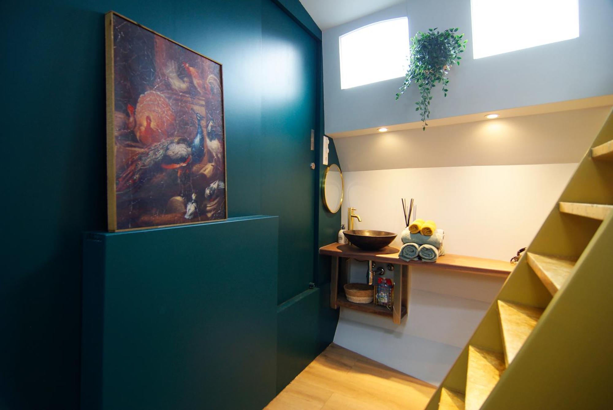 Gasthuis Najade Eco Houseboat *